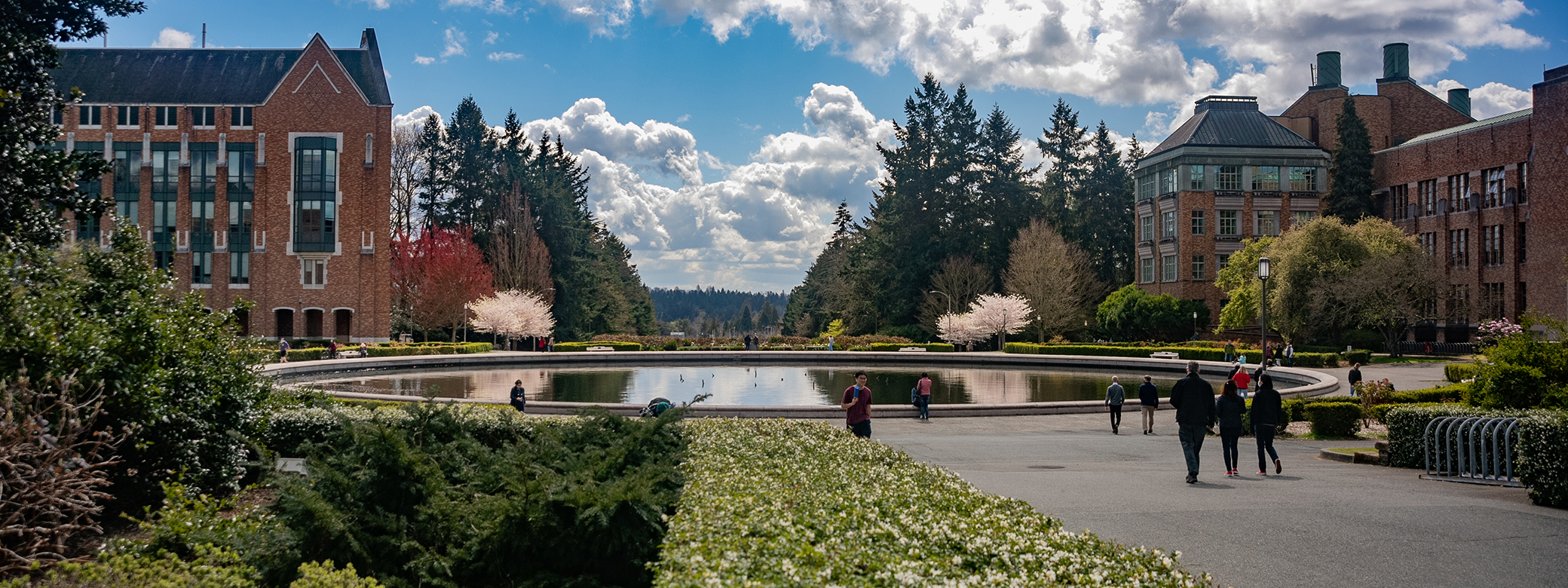 Area around Drumheller Fountain on the UW campus