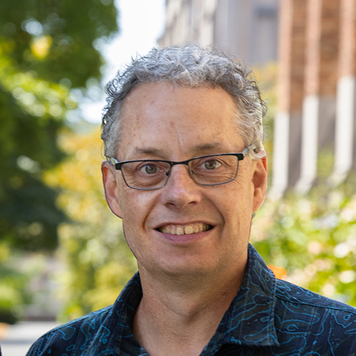 UW Professor Carl Bergstrom