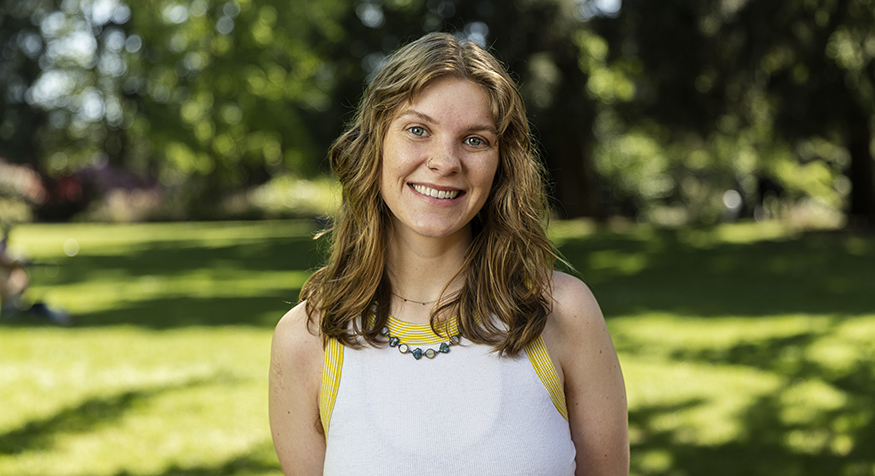 portrait photo of Tisbe Rinehart on the UW campus