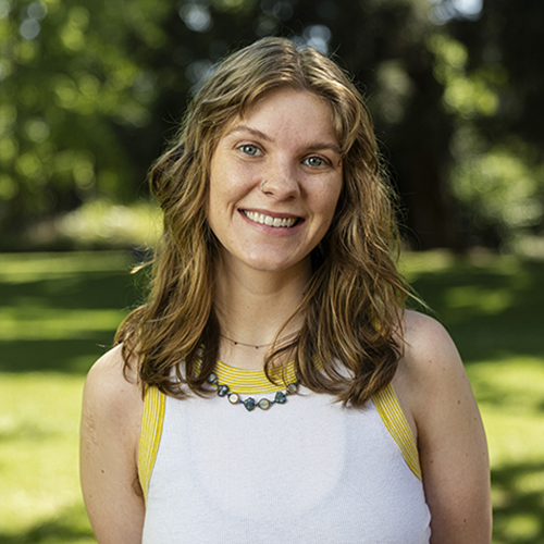 portrait photo of Tisbe Rinehart on the UW campus