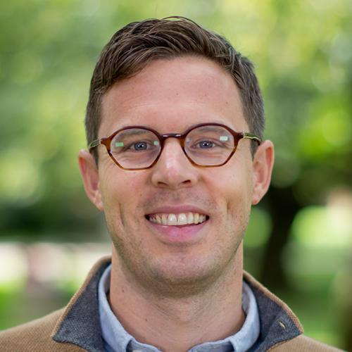 headshot of Matthew Powers